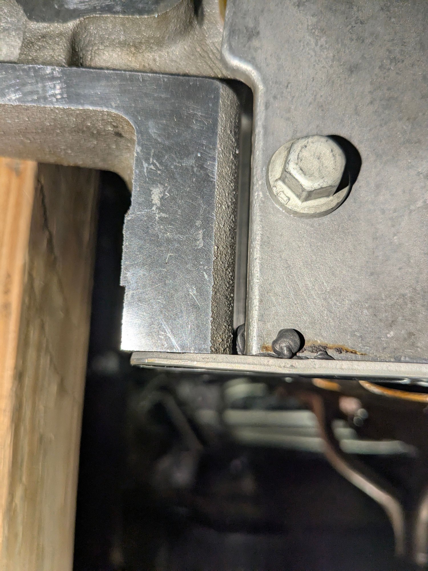 With gasket removed, it is straight as can be from cover to block, though it sure doesnt look like it in this pic!