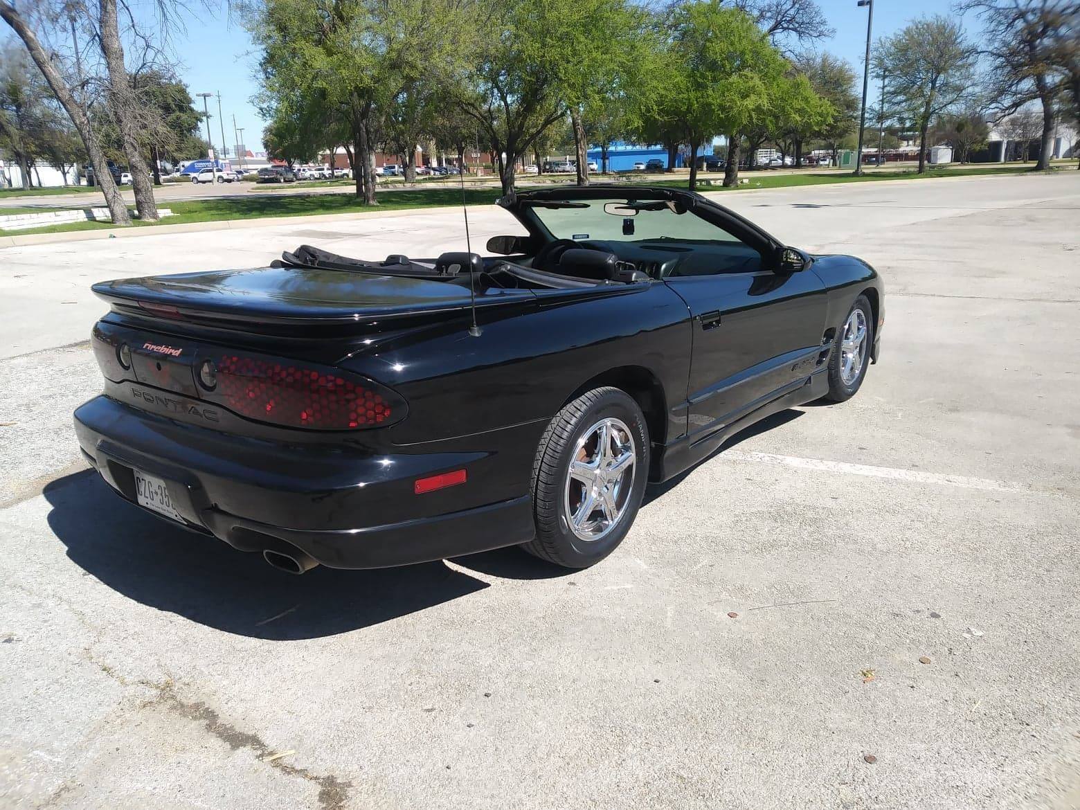 2002 Pontiac Firebird - 2002 Firebird Convertible - Used - VIN 2G2FS32K522105868 - 115,000 Miles - 6 cyl - 2WD - Automatic - Convertible - Black - Dallas, TX 75223, United States