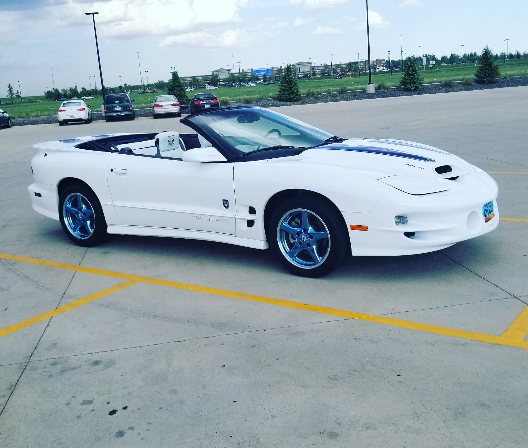 1999 Pontiac Firebird - 1999 30th Anniversary Trans Am Convertible #212 - Used - VIN 2G2FV32G5X2214650 - 34,500 Miles - 8 cyl - 2WD - Automatic - Convertible - White - Fort Ransom, ND 58033, United States
