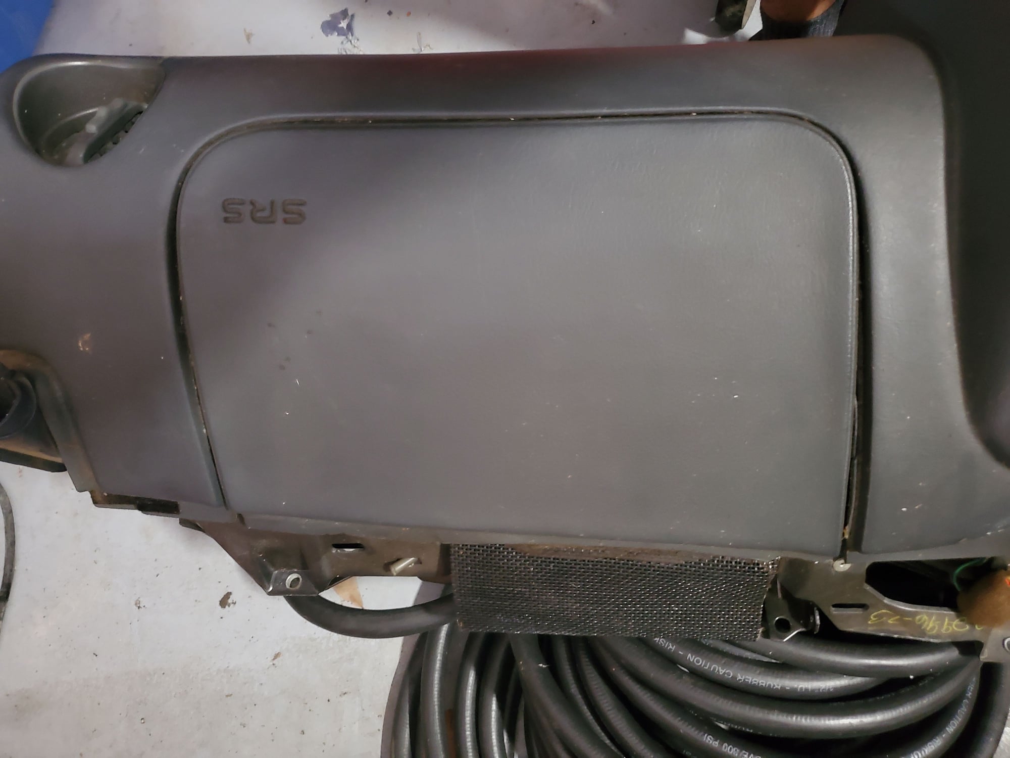 Accessories - 93-97 dash and manual center console. T top seals, misc. Parts - Used - 0  All Models - Tampa, FL 33619, United States