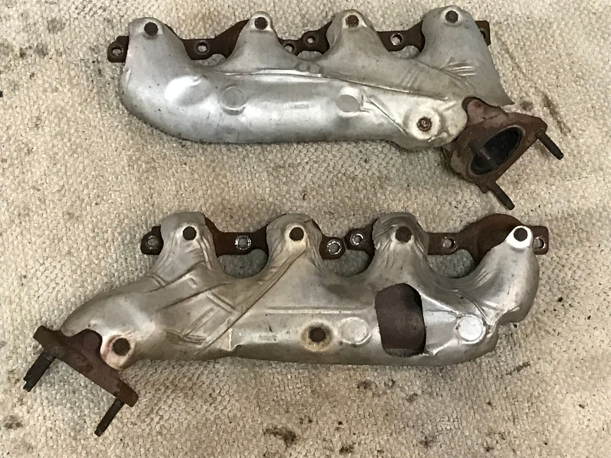  - 6.2 Truck Manifolds, Non-EGR - Clarkston, MI 48348, United States