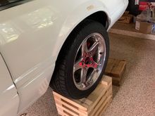 Aren't these some great looking wheel?  I love them but sadly, they're too narrow.