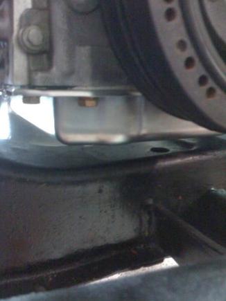 Oil pan clearance