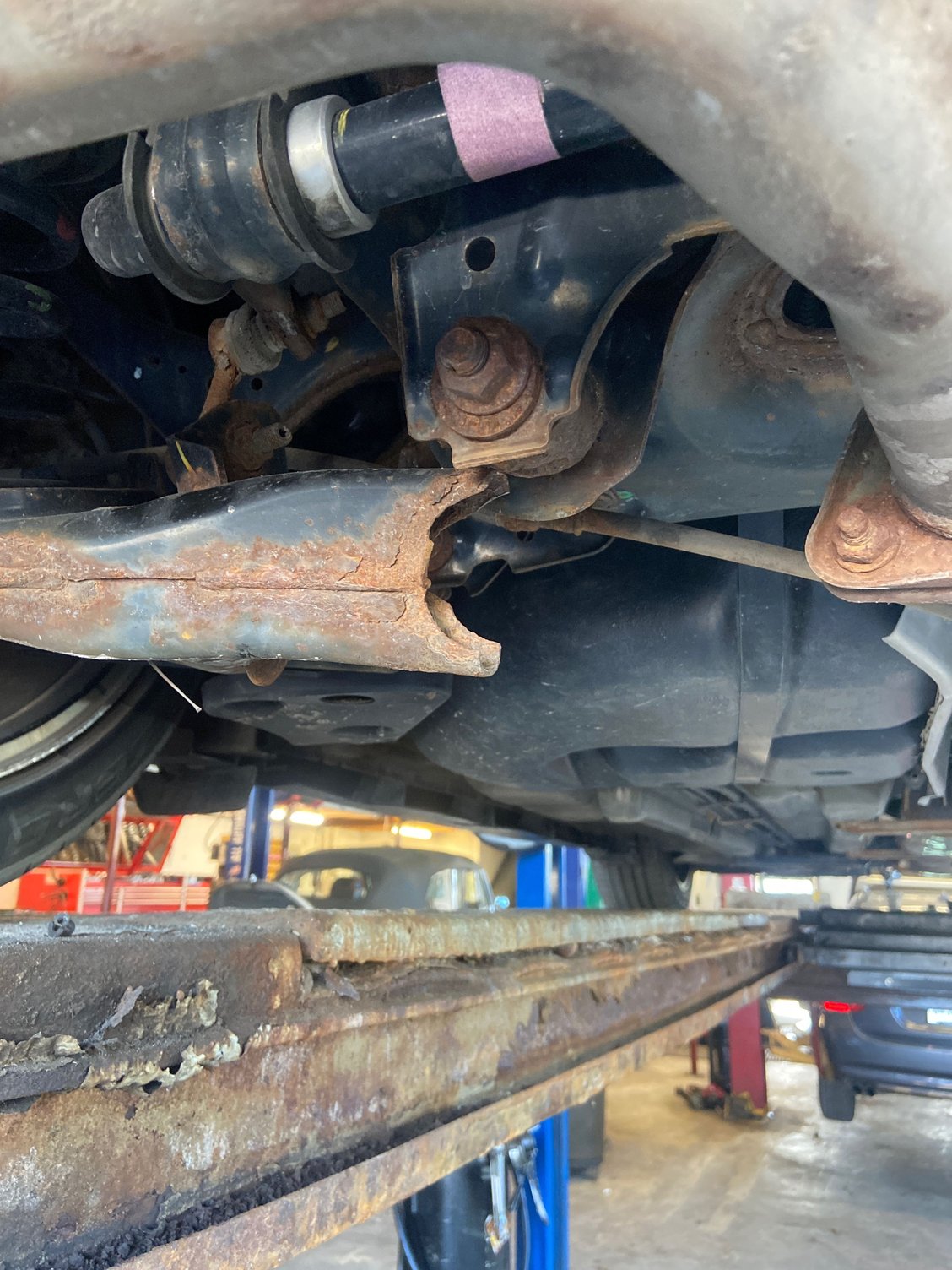 Control arm snapped! Maxima Forums