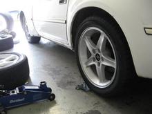 Late 90's Cobra R wheels with z32 centercaps (which fit perfectly... no glue or anything)