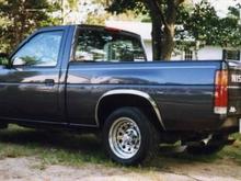 1995 Nissan Truck