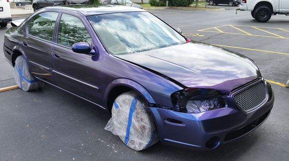 '01 Maxima with color shift blue-violet paint
