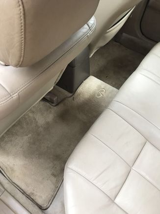 i30 one piece rear carpet