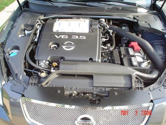 Engine bay (minus Racingline battery tie down &amp; Optima red top)