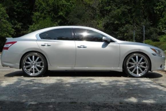 22 x 9 Vossen VVS-083 
Eibach lower springs