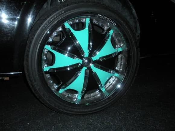 cutome painted rockstarr rims to match the interior