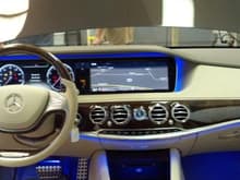 2014 s class interior with blue lighting, 7 different colors and 5 intensities