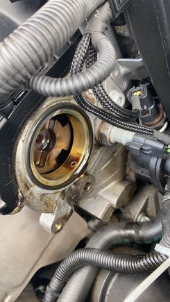 This is the moment I removed the pump where you can see the existing o ring stuck on the engine 