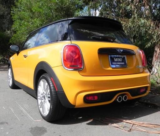 2014 Mini Cooper S (Rear Quarter)