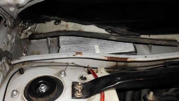 Close up of newly Installed Cabin Filter