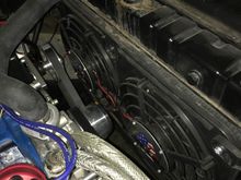 You can kind of see the fans, I have them set to come on at about 170F. They seem to do a good job with the little use I have on them. 