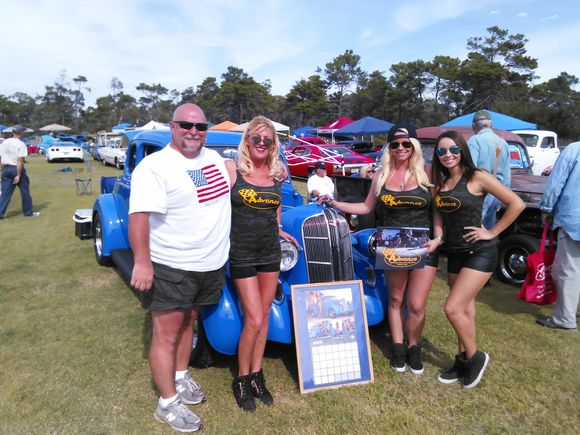 A few friends at Emerald Coast Cruizin... Ignore the big boy on the left...