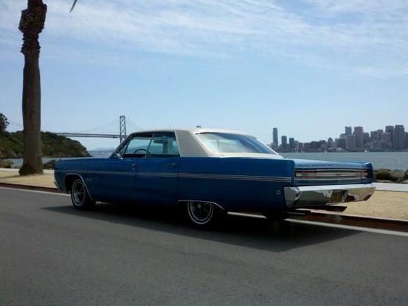 2011 05 30 Treasure Island looking at the SF Bay Bridge