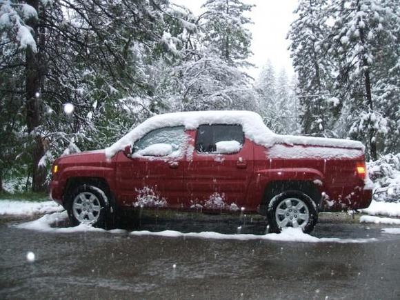 This is my 2006 Honda Ridgeline covered with snow.