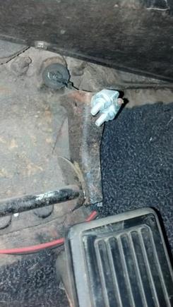 What the heck is this? This is how the previous owner attached the throttle cable! Holy smokes!!