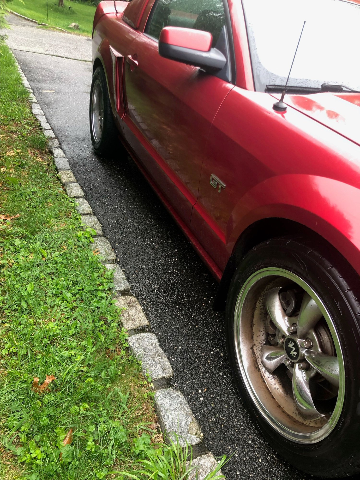 2007 Ford Mustang - 2007 Ford Mustang GT for sale - Used - VIN 1zvht82h675293389 - 51,500 Miles - 8 cyl - 2WD - Manual - Coupe - Red - Huntington, NY 11743, United States