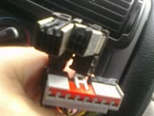 radio3 connectors going into am/fm/cass