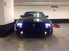 Raxiom Headlights with H11 6000k HID conversion, Eurolite H11 yellow halogen fog lights.