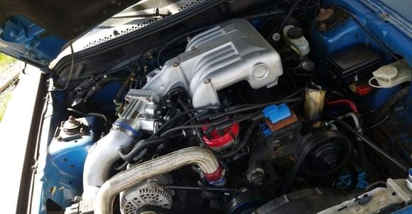 Decent pic of the engine bay. 