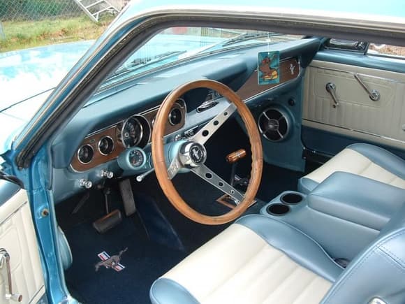 new interior, Grant Steering Wheel