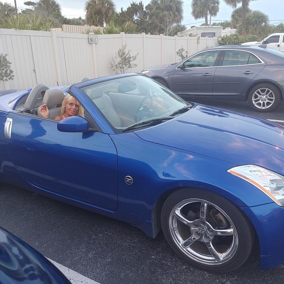 2004 Nissan 350Z - Blue w/gray 04 Touring Roadster Mechanics Special Runs/Drives - Used - VIN JN1AZ36A84T015025 - 131,000 Miles - 6 cyl - 2WD - Automatic - Convertible - Blue - Palm Bay, FL 32905, United States