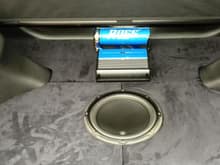 Sub woofer &amp; amp in the trunk