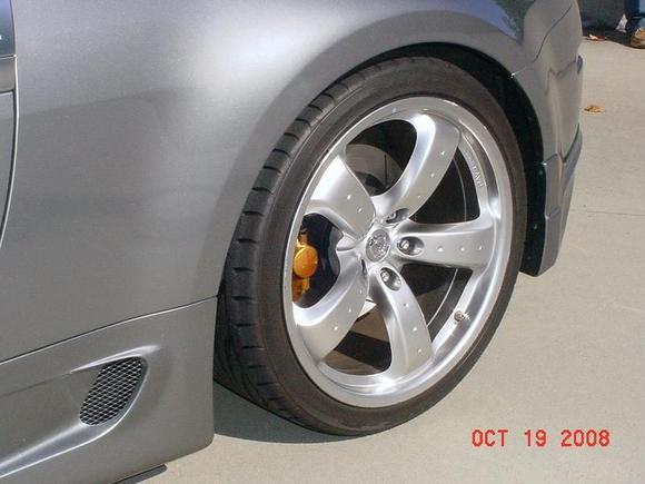 Rays Forged 19" Wheels
Toyo TR1 Tires 285/30/19 R
Brembo 2 Pot Calipers
Stoptech Slotted Rotors
Stainless Brake Lines