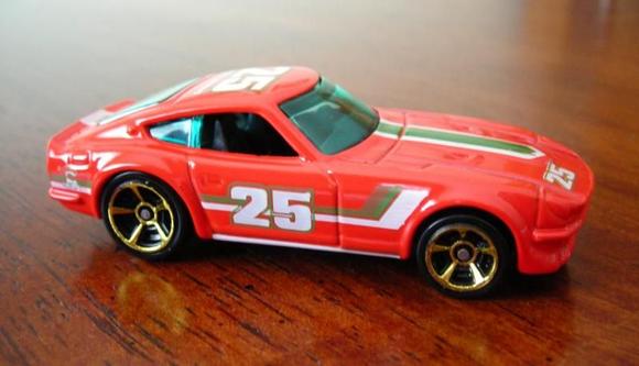 Kind of a cool addition to the Hotwheels Z collection!