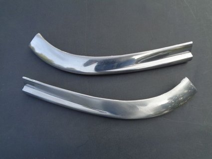 1959-60 El Camino Exterior Cab Corner Moldings