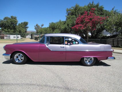 1955 Pontiac Chieftain 2 Door Hardtop