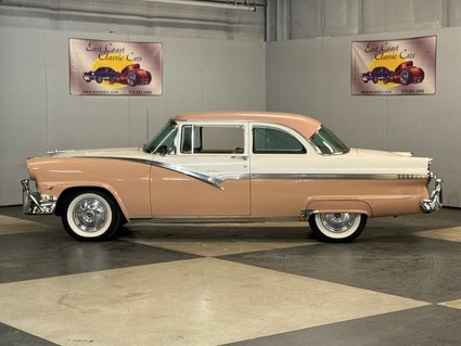 1956 Ford Fairlane Club Sedan