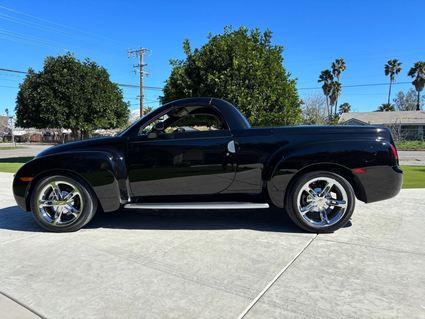 2005 Chevy SSR, Power Retractable Top, 17,853 Mi