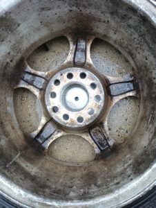 Modern 15 inch 5 Lug Rim Wheels