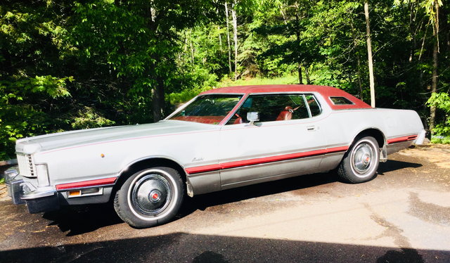 1976 Ford Thunderbird --last of the large cruisers