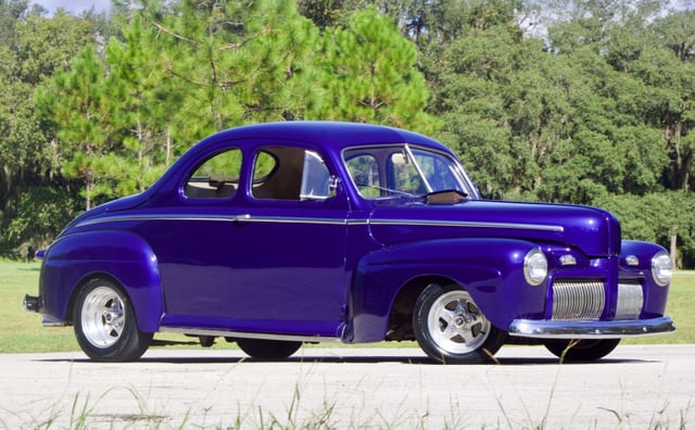 1942 Ford Super Deluxe 5-Window Business Coupe