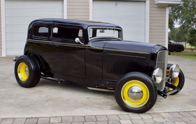 1932 Ford Deuce Tudor Vicky