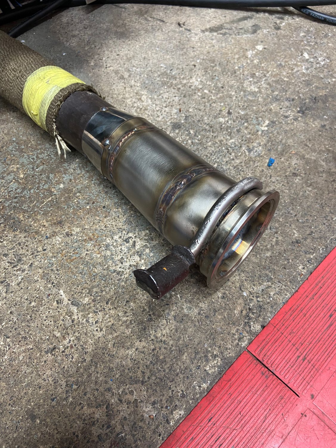 V band and back down to 2.5�