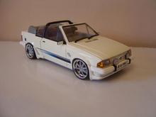 1:18 scale models
