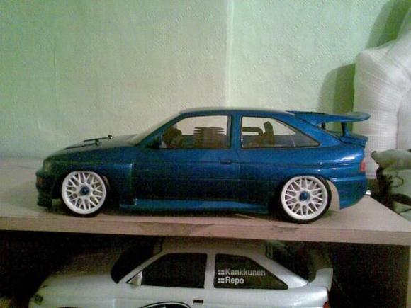 OLD RIMS ON COSSIE