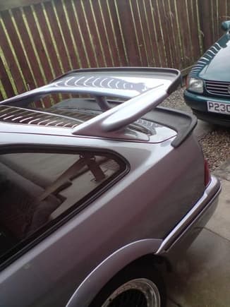 rs500 spoiler painted and on