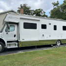 2008 Renegade 35’ Single Axle Motorhome