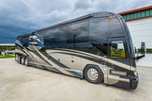 2009 Featherlite H3-45 Triple Slide Bath and a half  for sale $675,000 