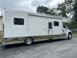 2008 Renegade 35’ Single Axle Motorhome  for sale $109,900 