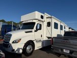 2023 Showhauler 4 slide 2 bath bunk model  for sale $525,000 