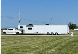 Custom built, 50' Sundowner aluminum trailer.